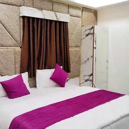 Hotel Karnavati Ahmedabad Luaran gambar