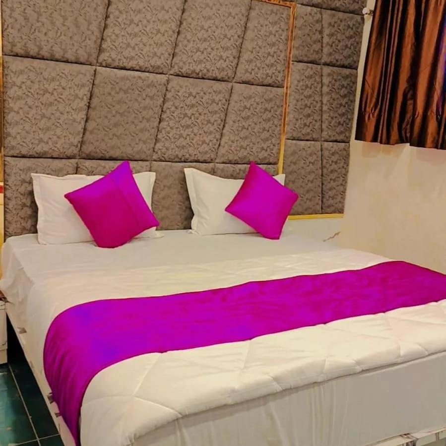 Hotel Karnavati Ahmedabad Luaran gambar