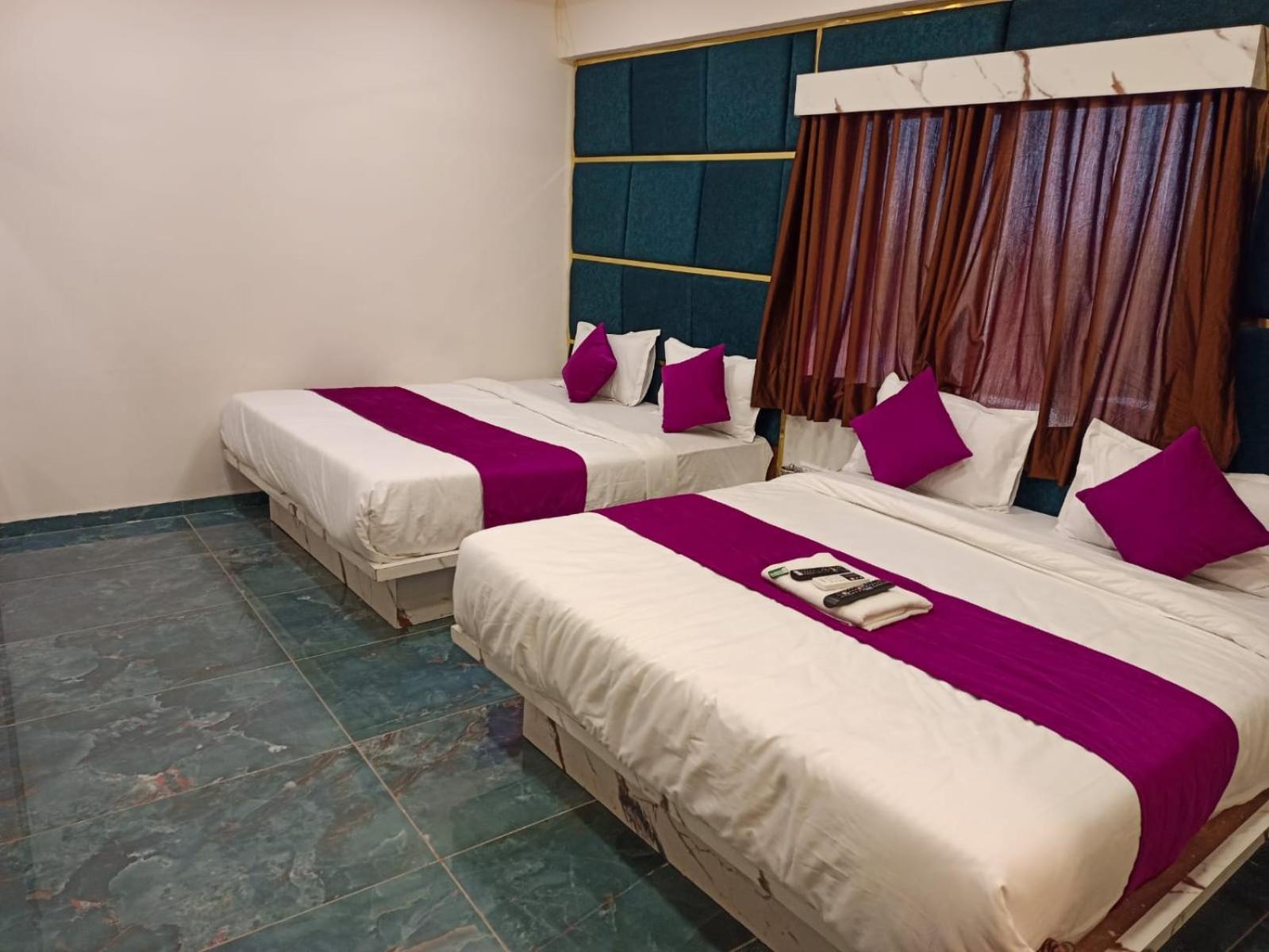 Hotel Karnavati Ahmedabad Luaran gambar