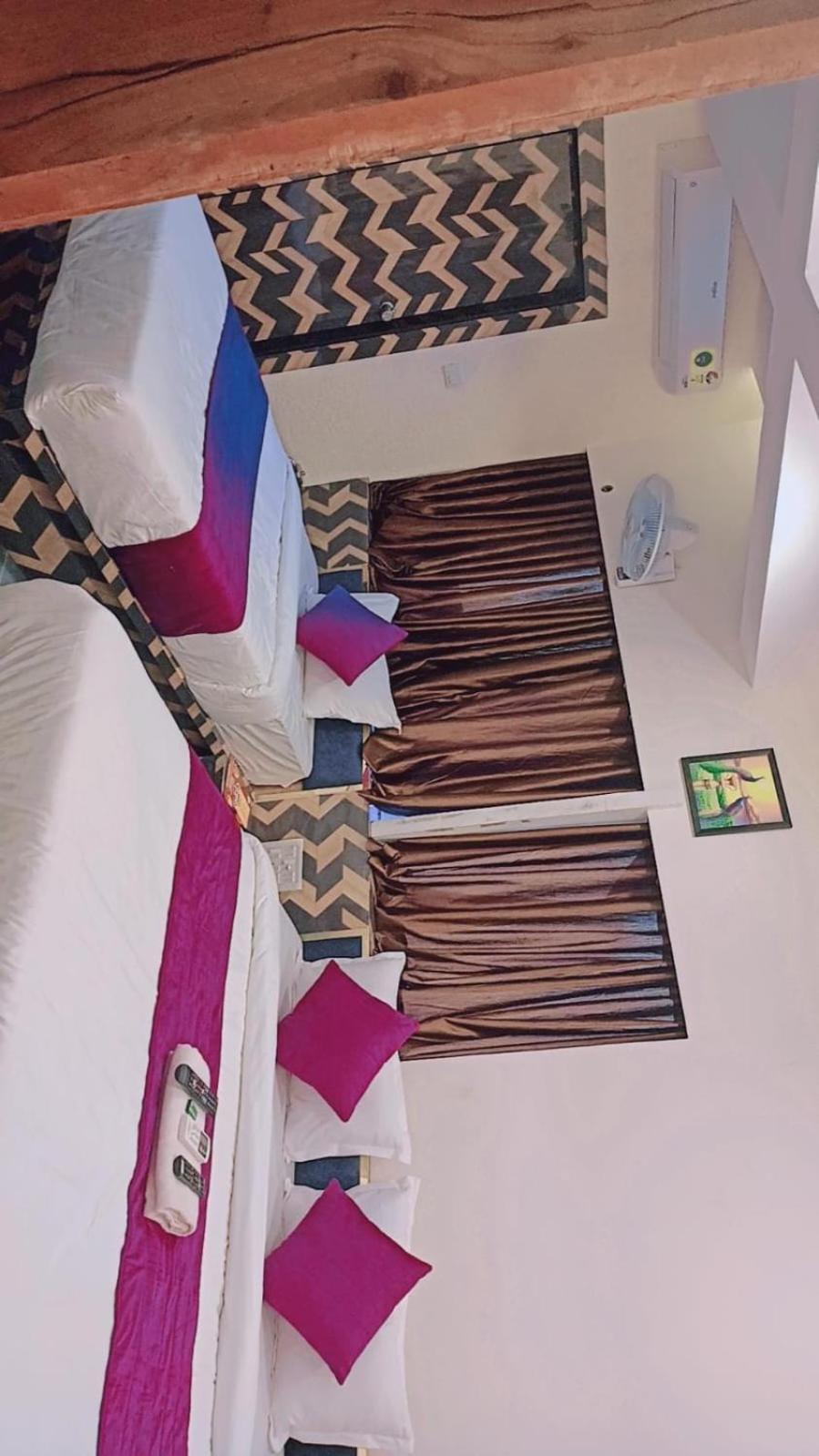 Hotel Karnavati Ahmedabad Luaran gambar
