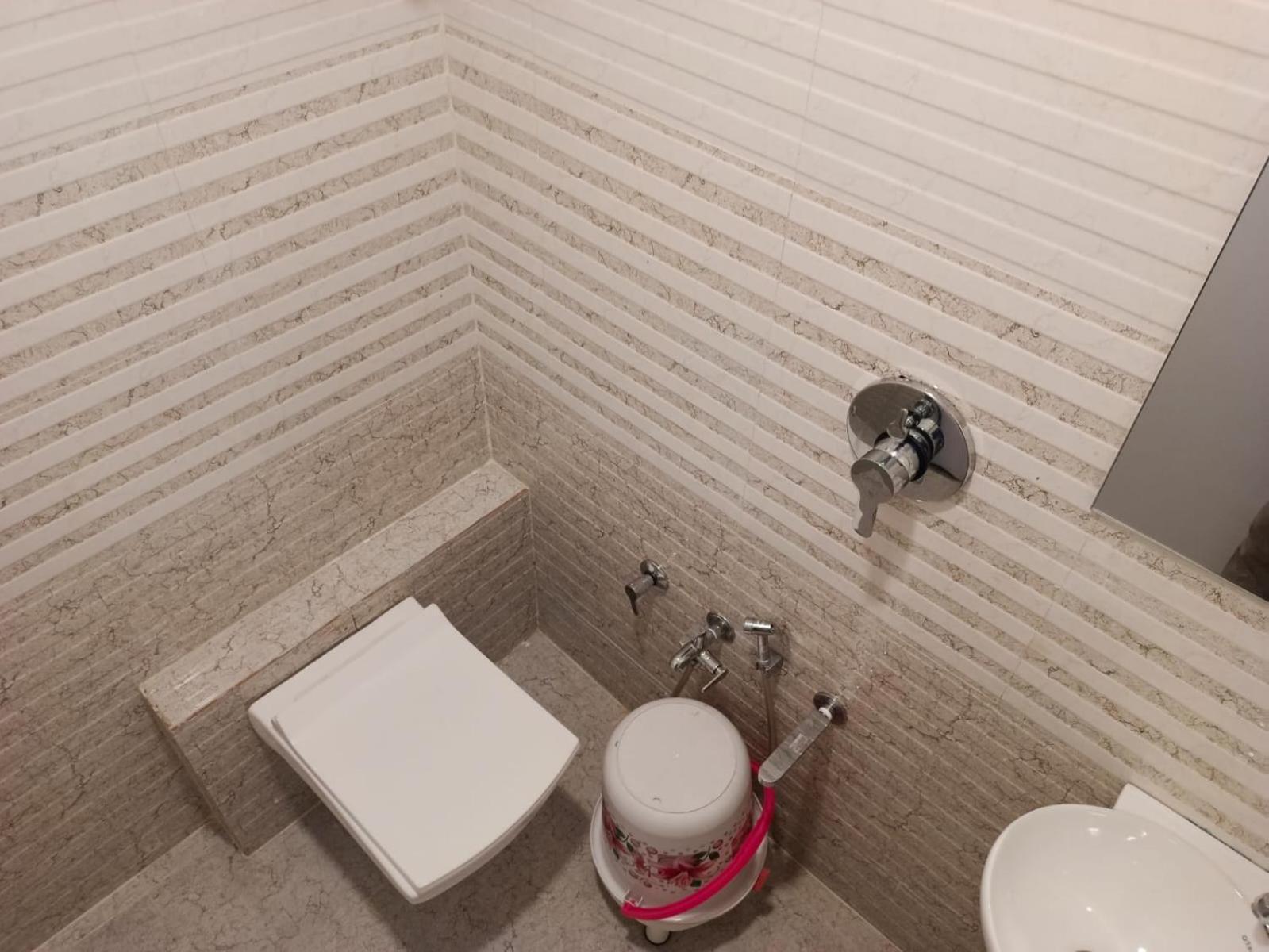 Hotel Karnavati Ahmedabad Luaran gambar